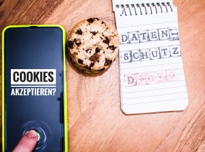 Ein Cookie Banner muss vorhanden sein, wenn personenbezogene Daten über Cookies gespeichert werden.