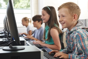 Beim Datenschutz an Schulen sind auch digitale Arbeitsformen zu berücksichtigen. 