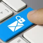 Inhalte und Adressen der Kommunikation via E-Mail unterliegen dem Datenschutz.